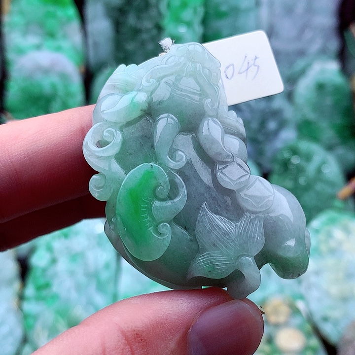 翡翠吊坠(不含链)未镶嵌