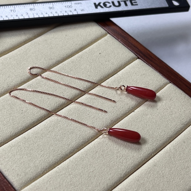 沙丁珊瑚水滴耳线【国检证书】