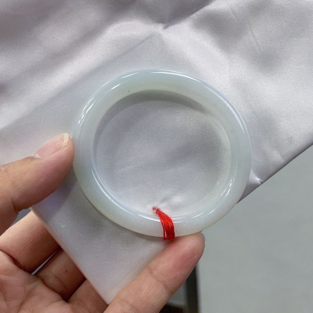 翡翠未镶嵌手镯翡翠