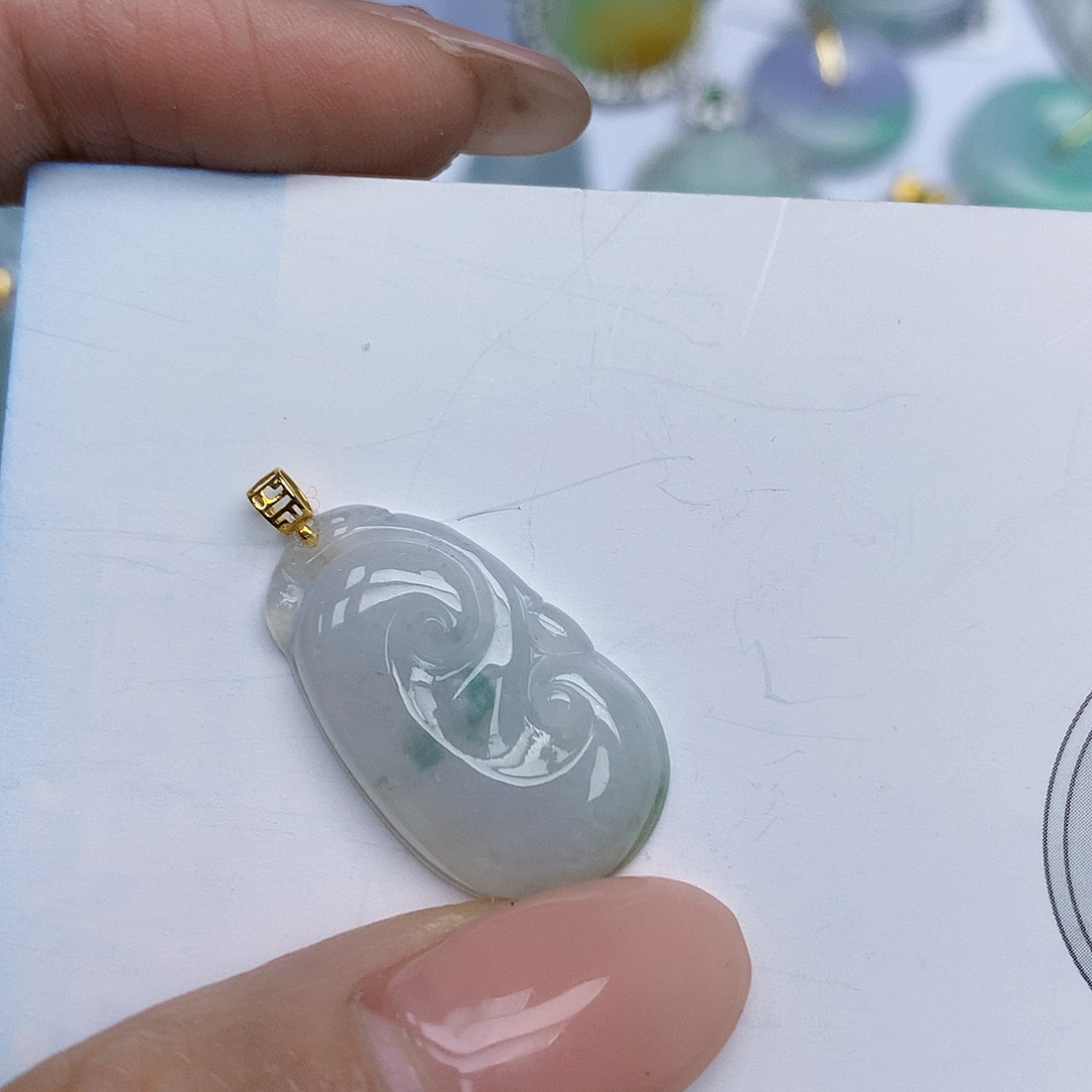 翡翠18K金镶嵌颈饰天然翡翠a货 百元以上9米证书费自理