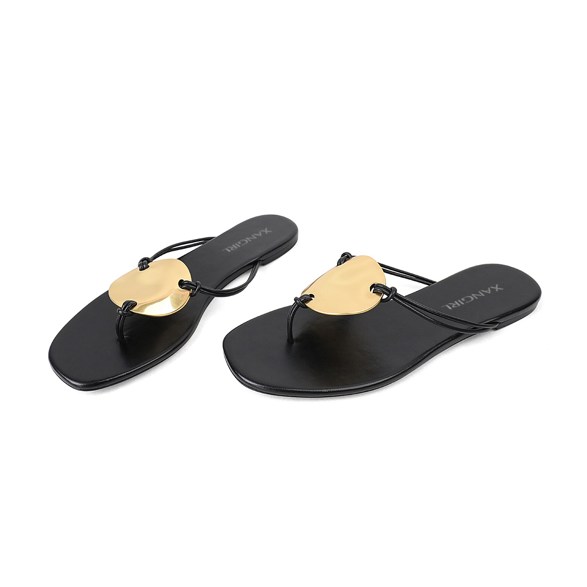 设计师款 2024新款金属平底夹趾外穿百搭女凉鞋