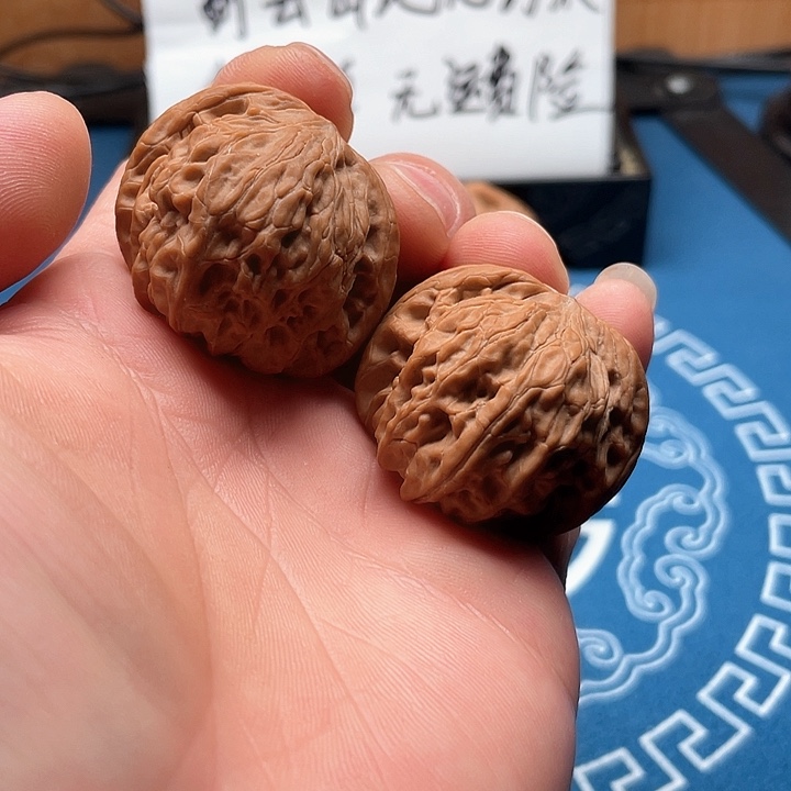文玩核桃吊坠磨盘