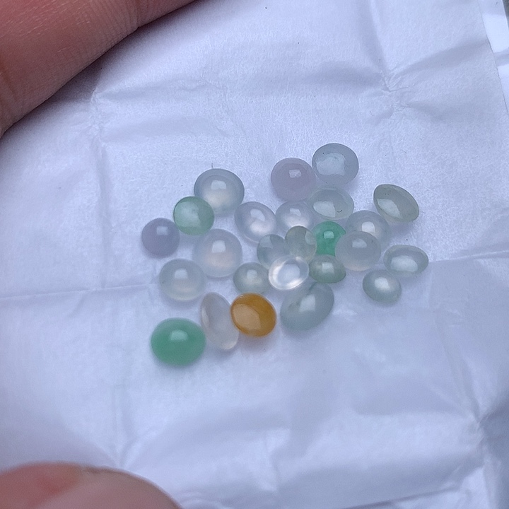 定制翡翠未镶嵌戒指