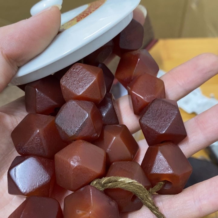 瓷片哈中古工艺品一件