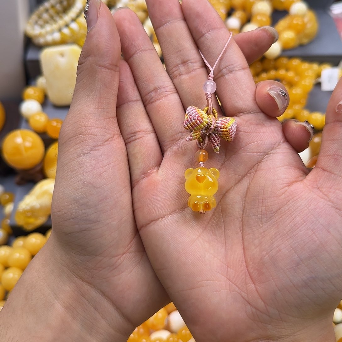 琥珀珠宝奇石未镶嵌