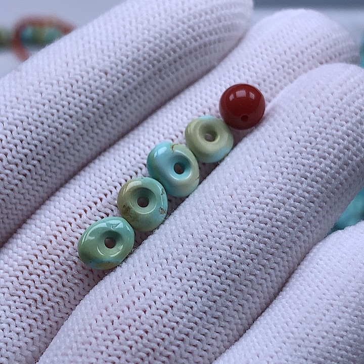 南红玛瑙未镶嵌珠宝奇石