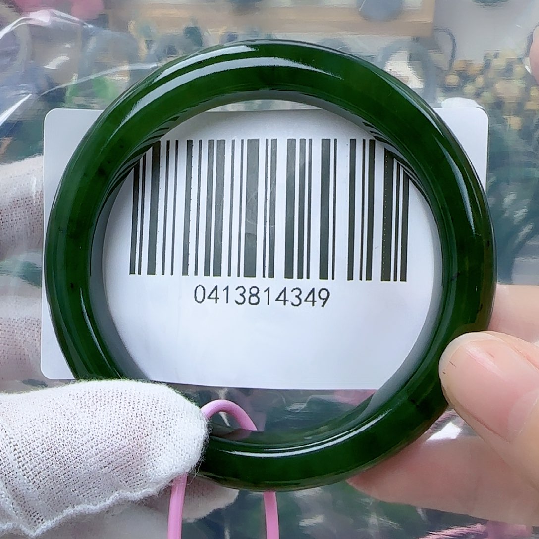 和田玉（碧玉）手镯未镶嵌微瑕58