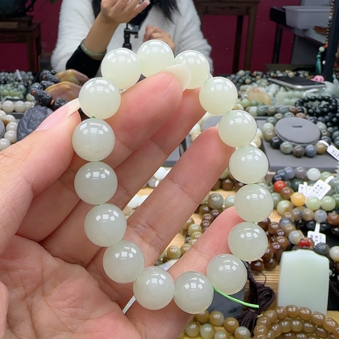 和田玉手链未镶嵌