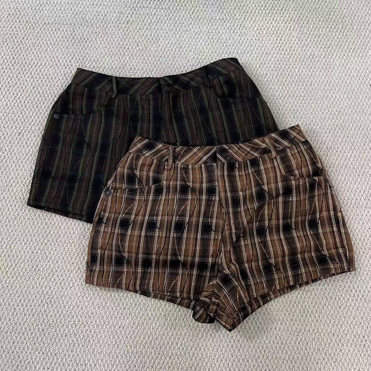 78914/110新品休闲短裤女修身显瘦热裤潮女装简约格子气质