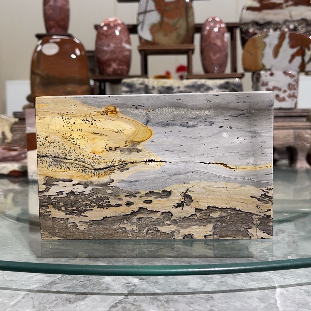 广西石阿*国画石摆件