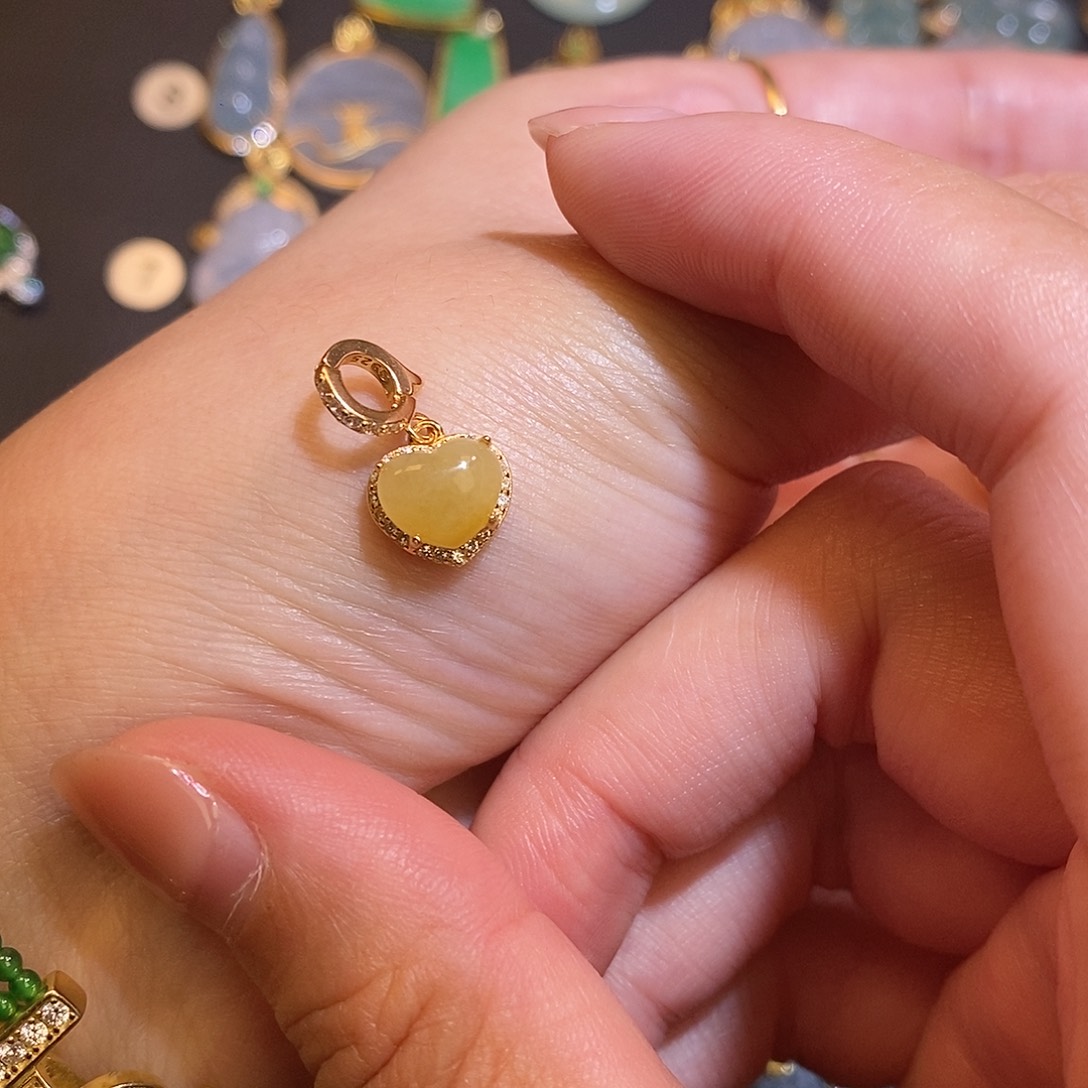 仔***仔翡翠银S925镶嵌项链