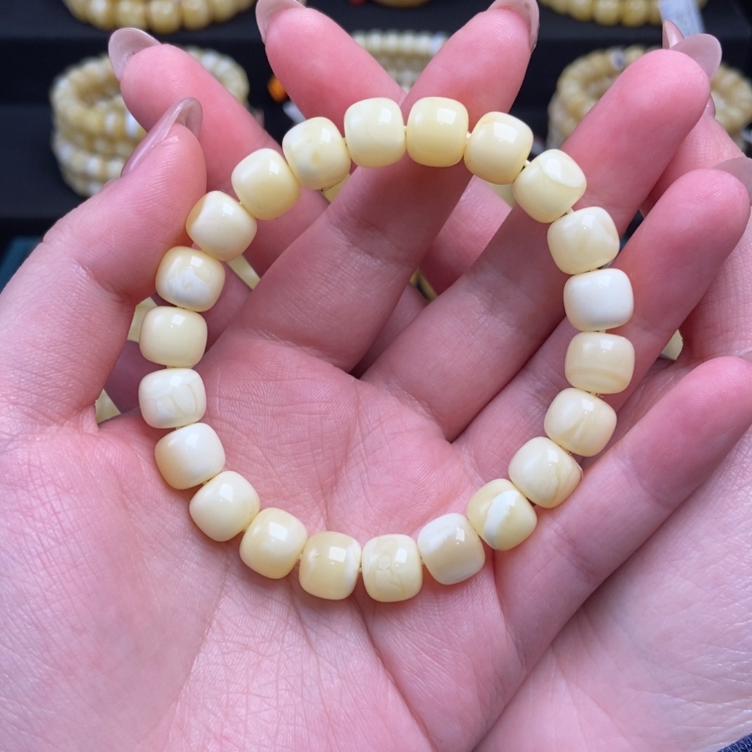 蜜蜡未镶嵌珠宝奇石卡9.6