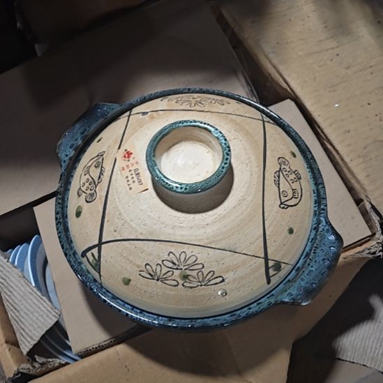 茶盏陶瓷盘子碗啥都有