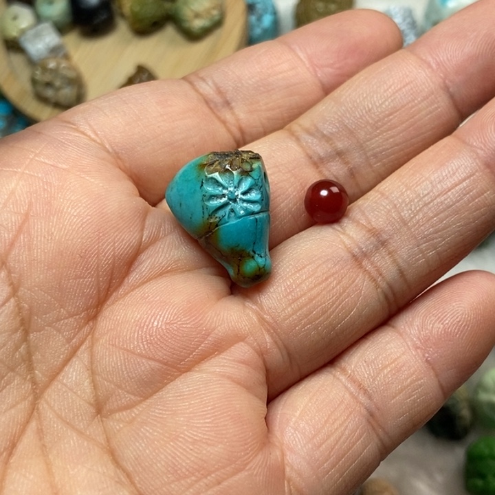 南红玛瑙未镶嵌颈饰