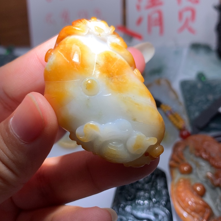 翡翠颈饰未镶嵌保真天然A货翡翠