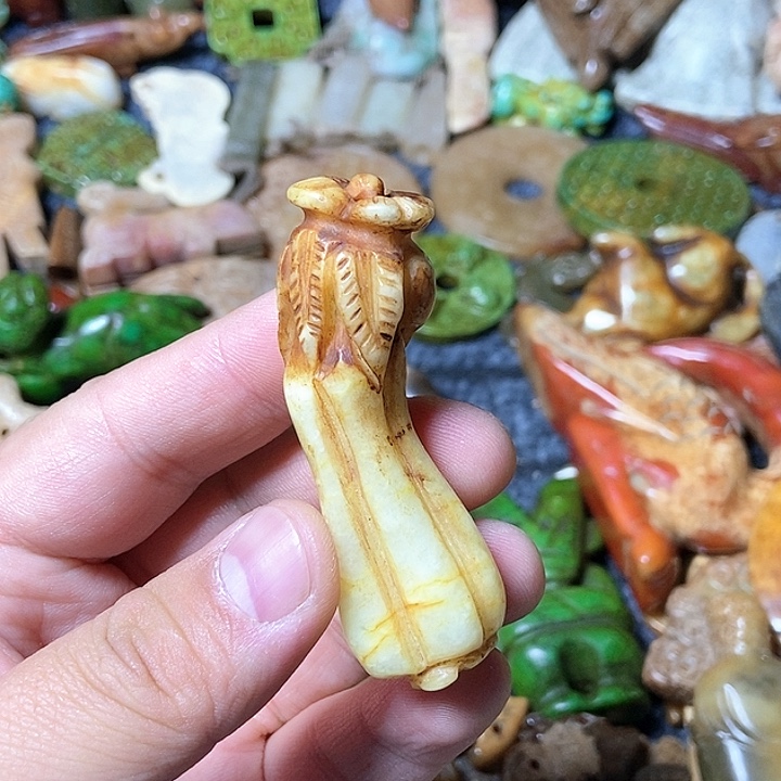 和田玉未镶嵌颈饰21