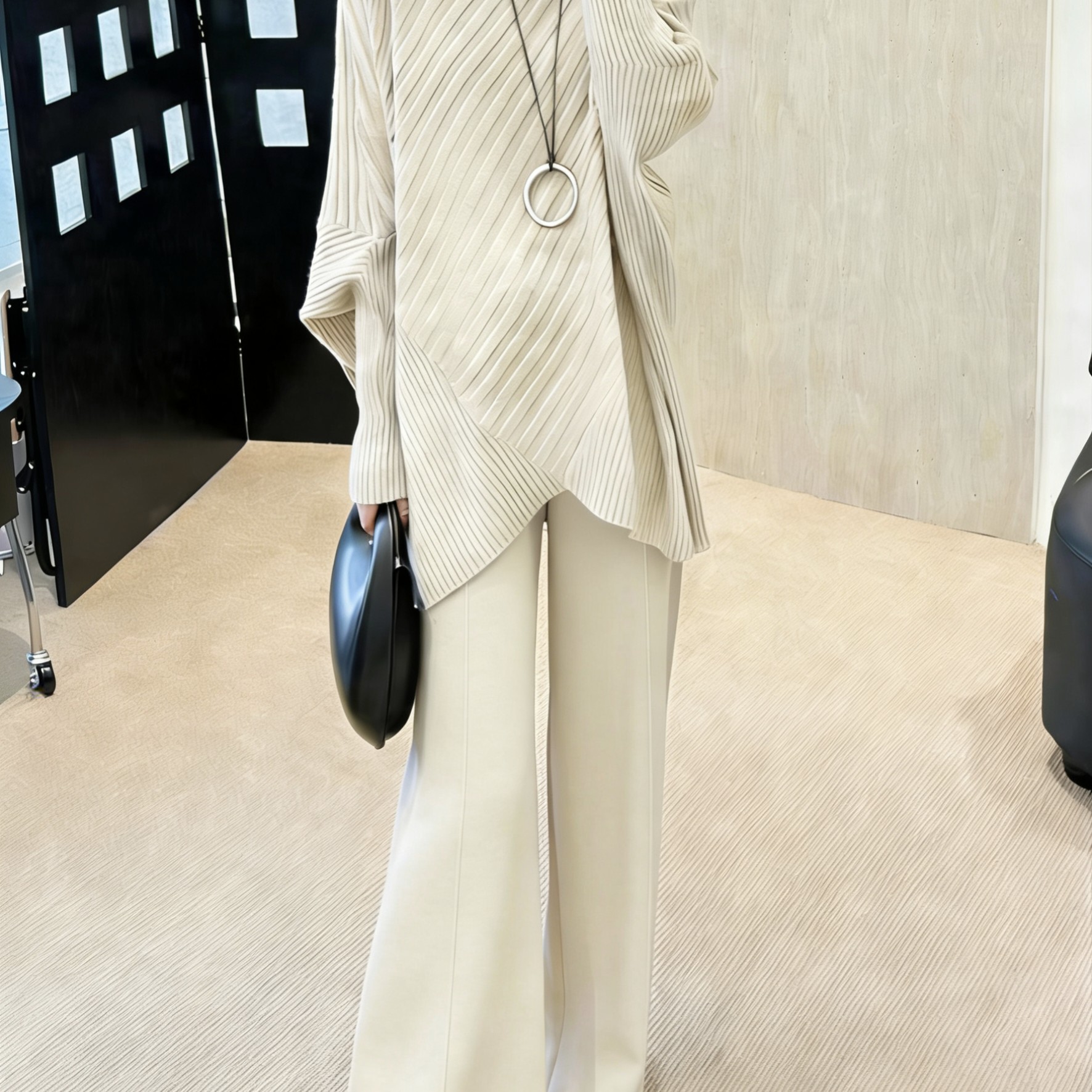 冬季高级感蝙蝠袖半高领上衣+裤子套装