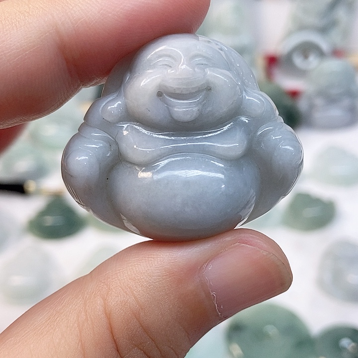 翡翠未镶嵌颈饰佛公