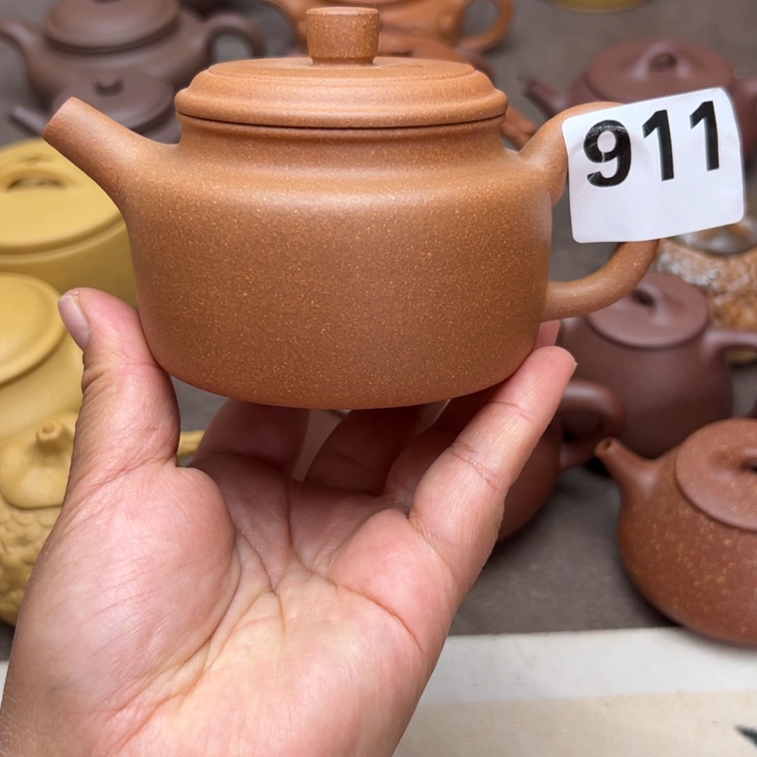 茶壶紫砂黄降坡半手工220cc左右