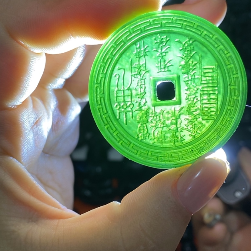 【闪购商品】未镶嵌蛇纹石玉颈饰