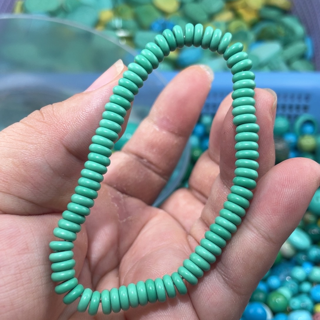 未镶嵌菱锰矿珠宝半成品
