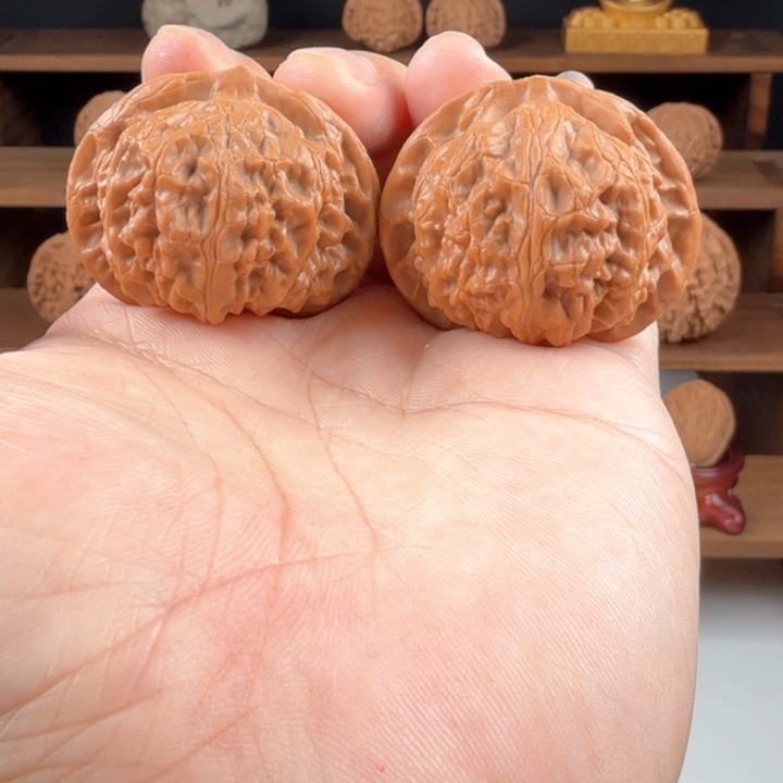 *****手串文玩核桃打底