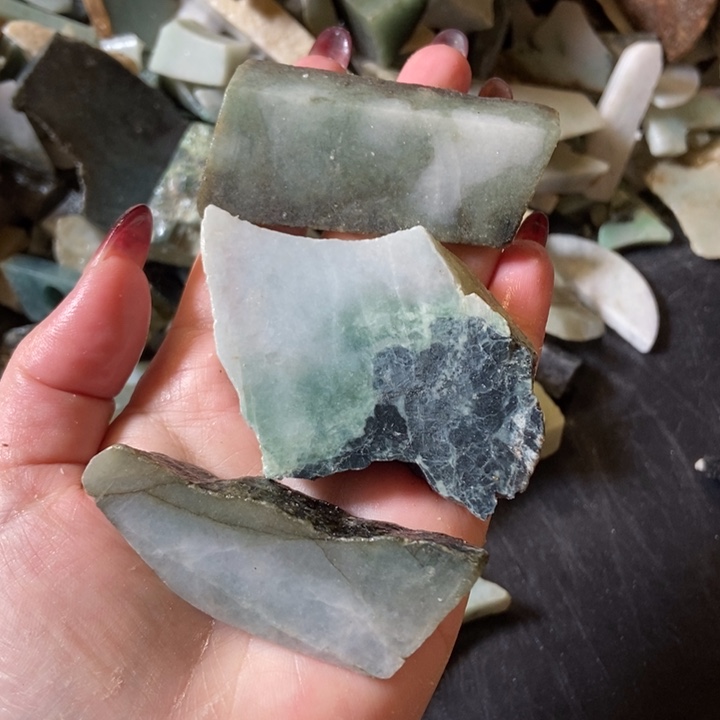 翡翠颈饰未镶嵌天然翡翠