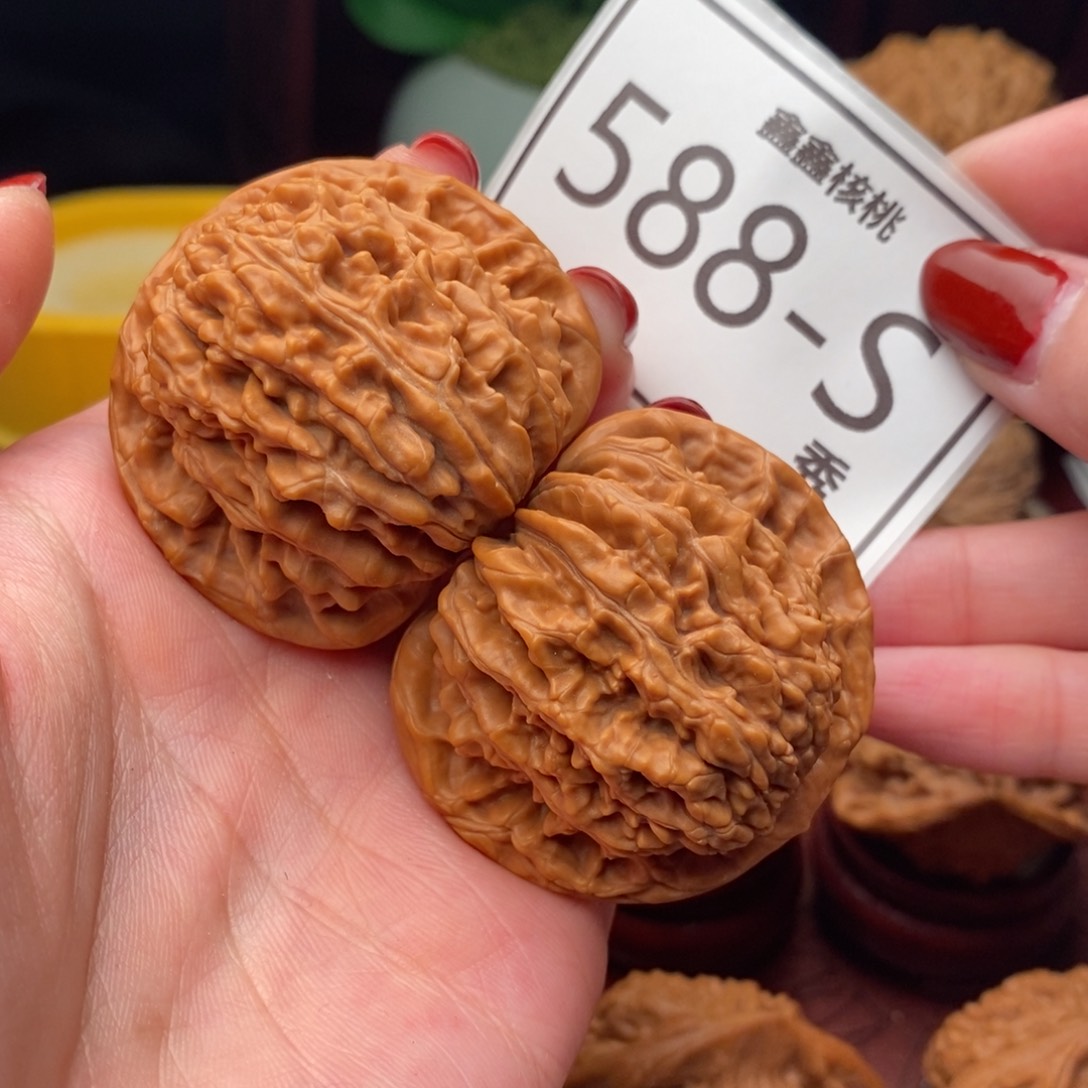 文玩核桃把件汉高楼45