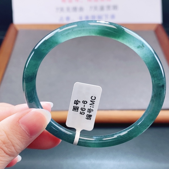 翡翠未镶嵌手镯翡翠手镯20