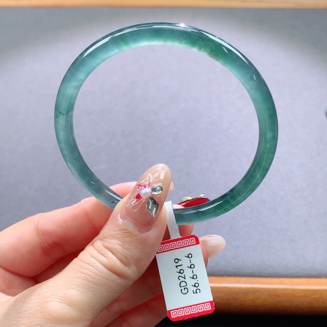 翡翠手镯未镶嵌天然翡翠手镯叮当镯