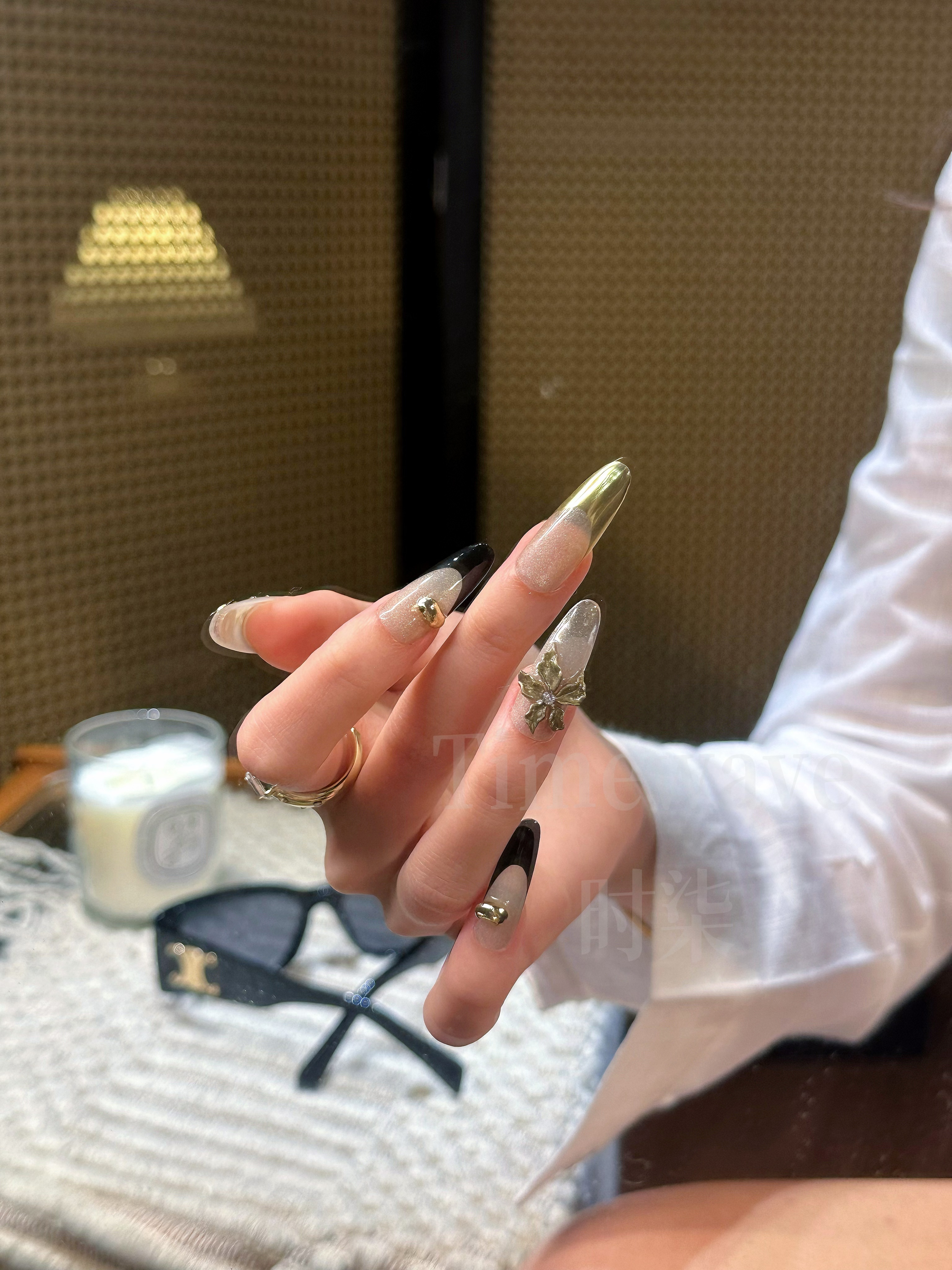 时柒【罗马假日】纯手工黑金穿戴甲高级超长黑色法式金属花气质猫眼
