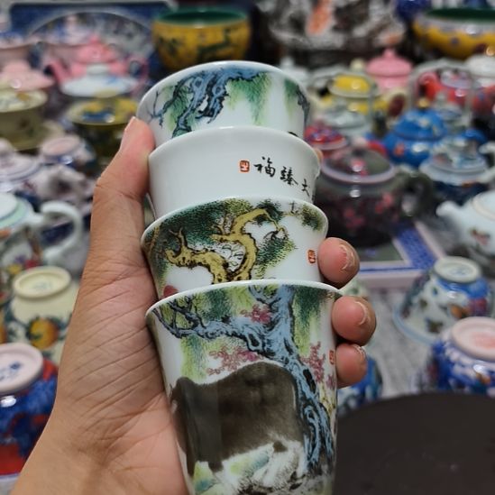 瓷摆件哈哈哈哈哈哈哈哈哈哈