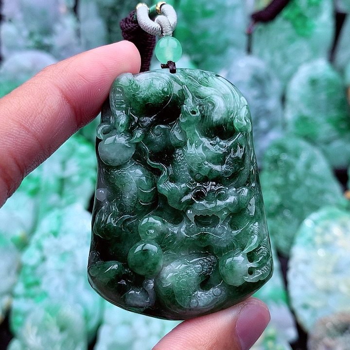 翡翠吊坠(不含链)未镶嵌