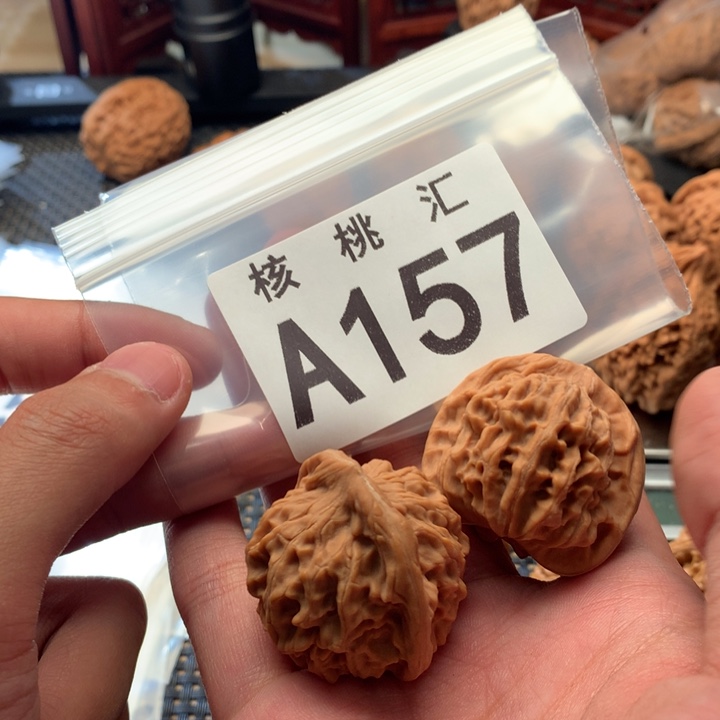 文玩核桃吊坠天地