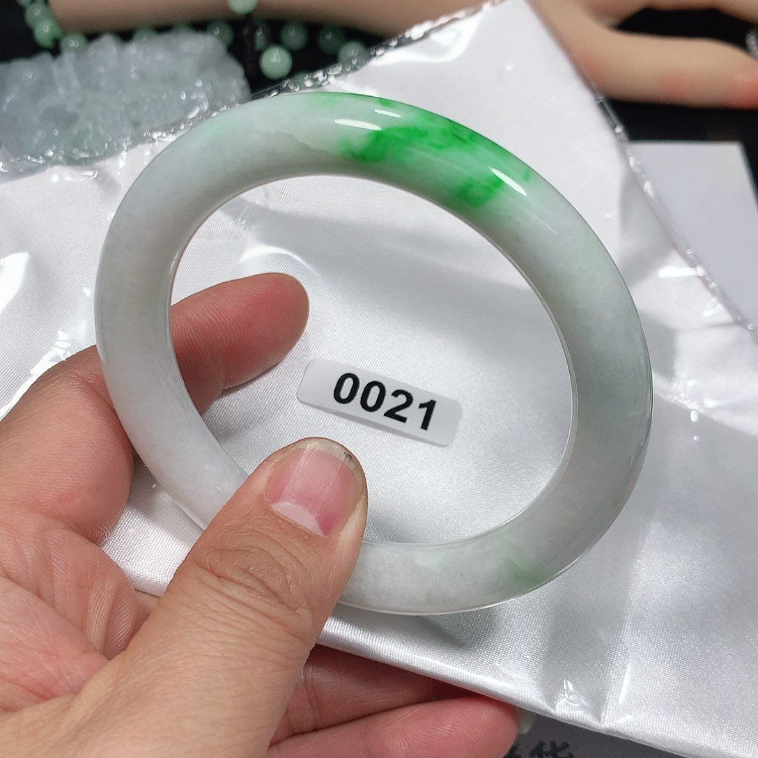 翡翠手镯未镶嵌天然缅甸翡翠手镯A货