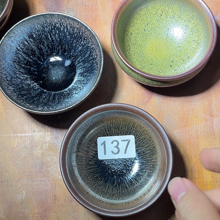 茶盏提出建议在这里继续等待