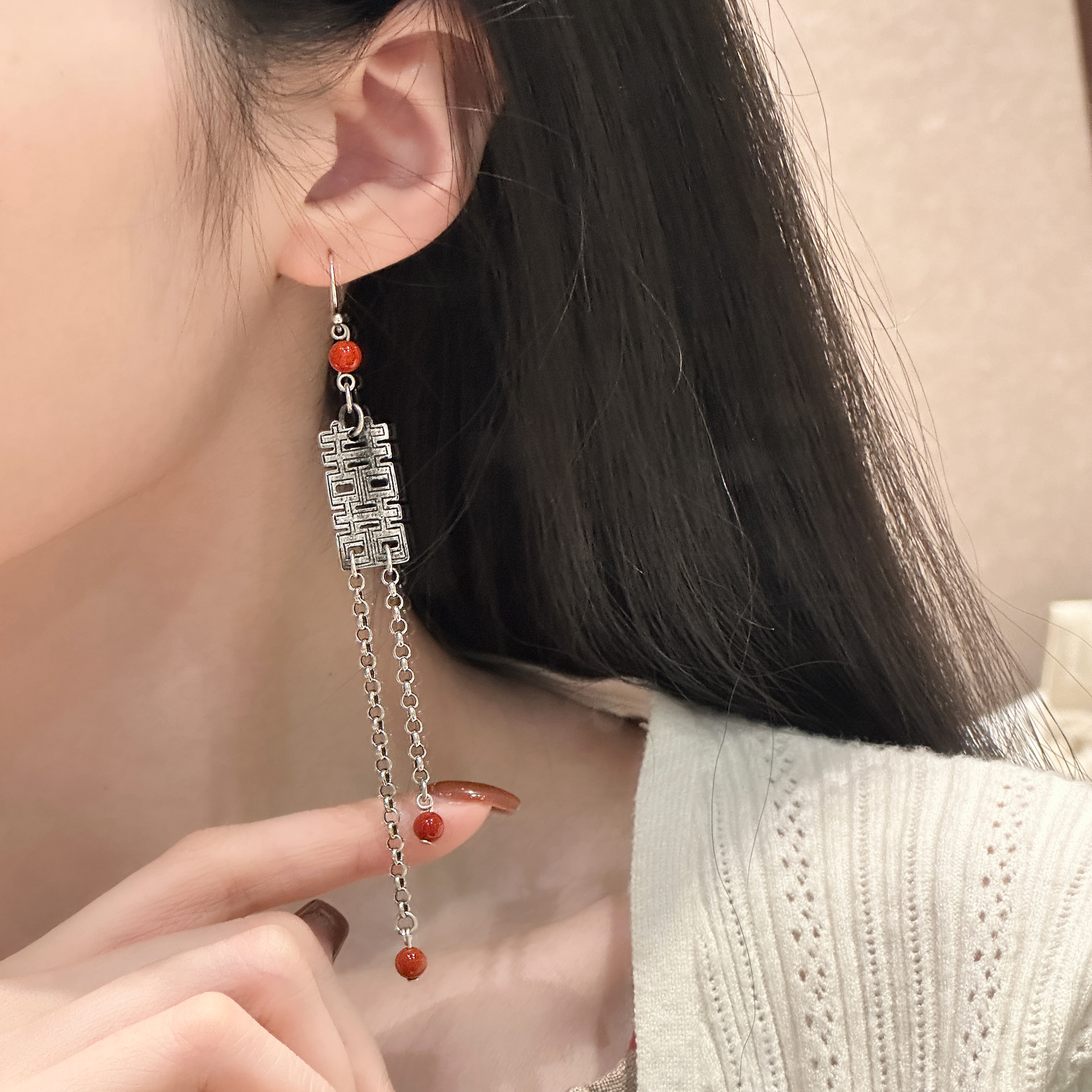 925银耳饰 E25741 镂空喜字红珠流苏耳环