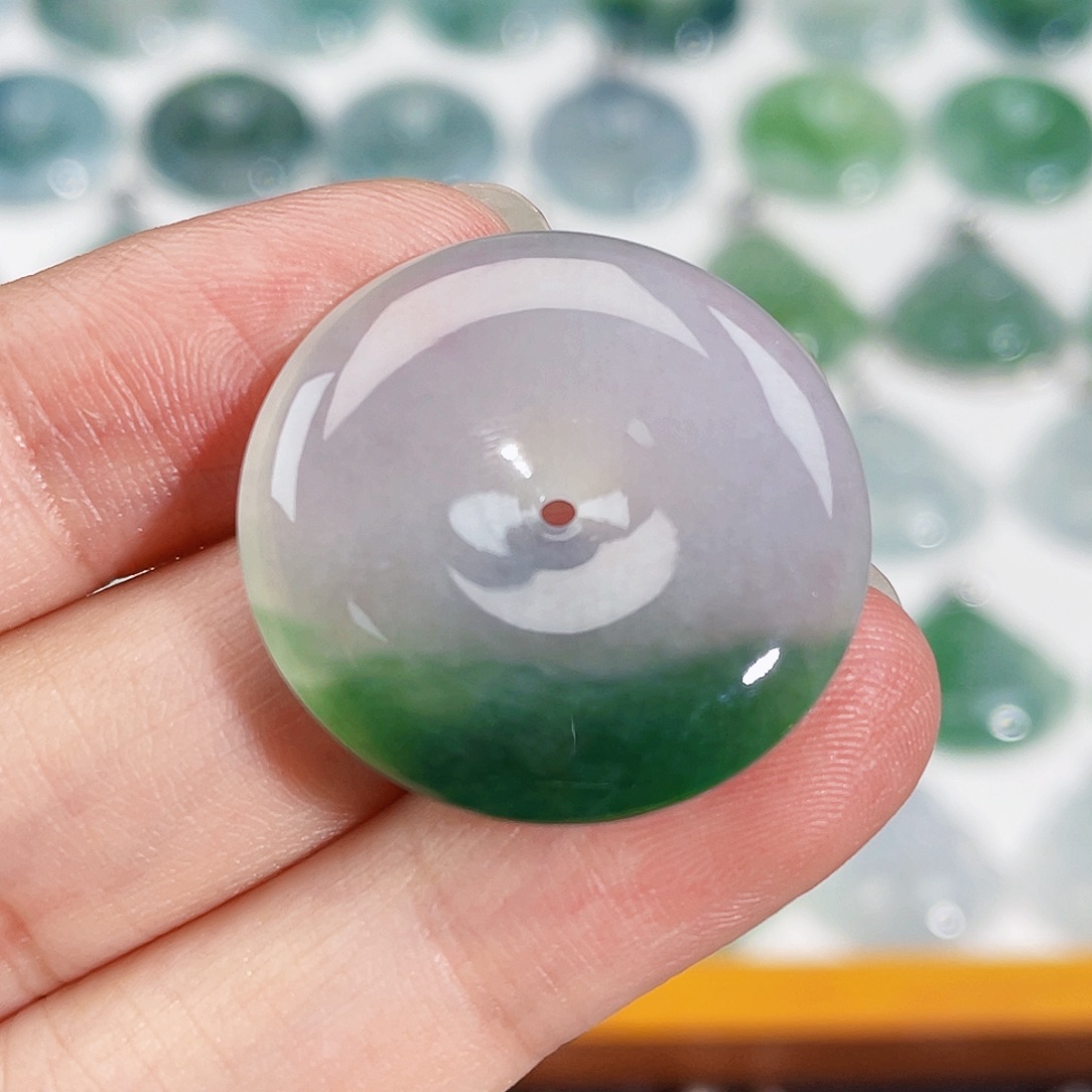 颈饰未镶嵌翡翠吊坠