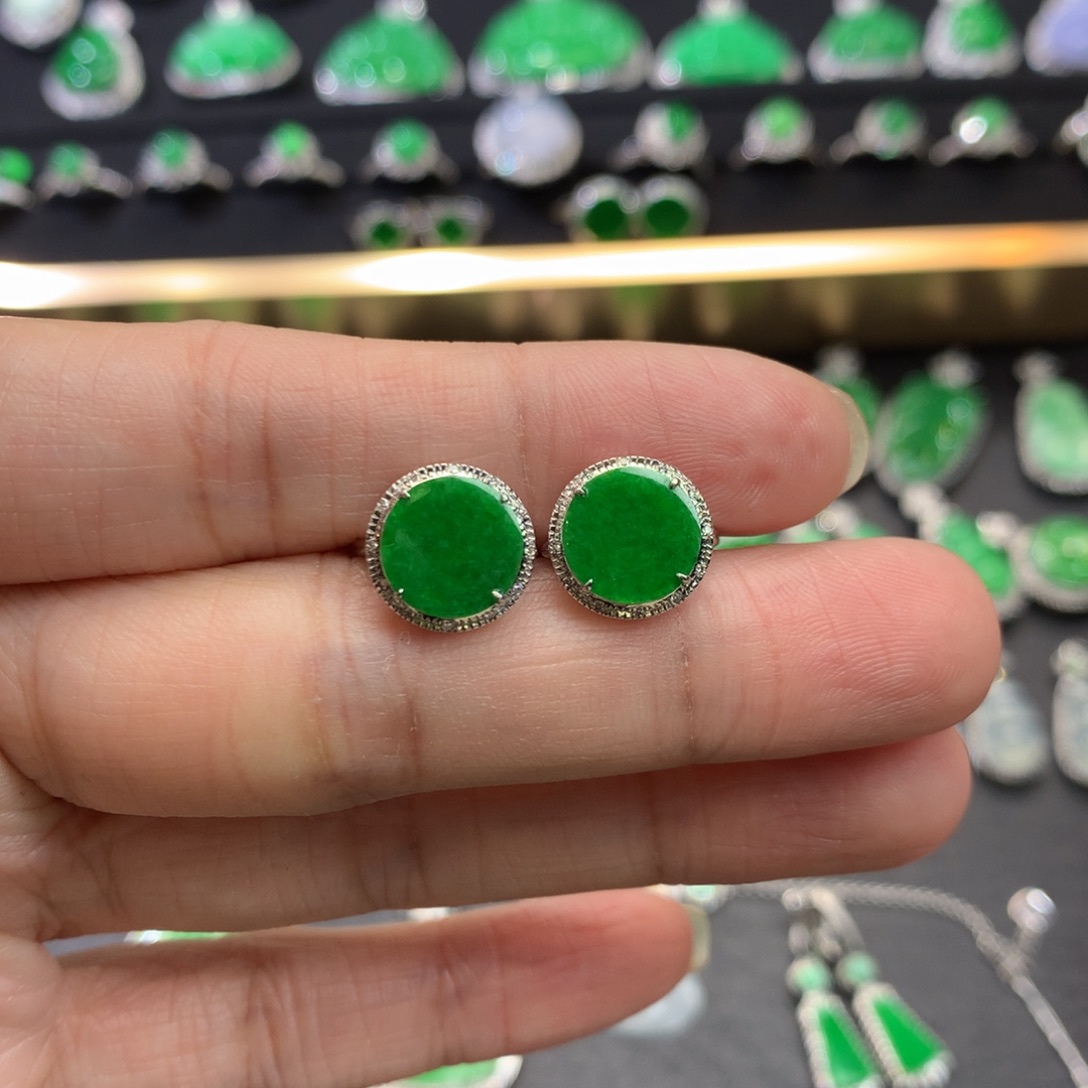 翡翠耳饰18K金镶嵌大圆牌