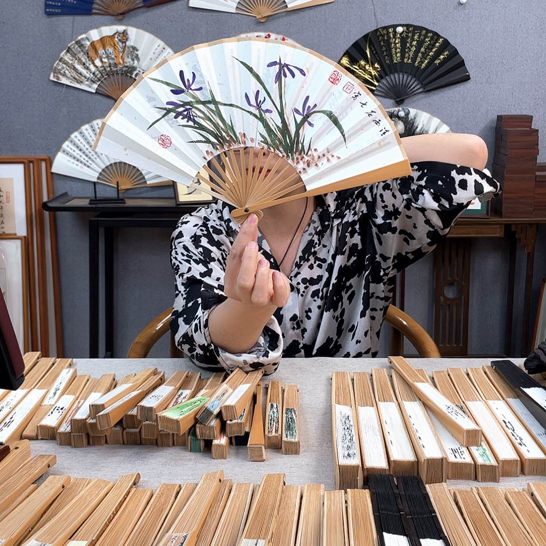 国画6寸玉竹-纯手绘-文玩扇骨（默认粘好）