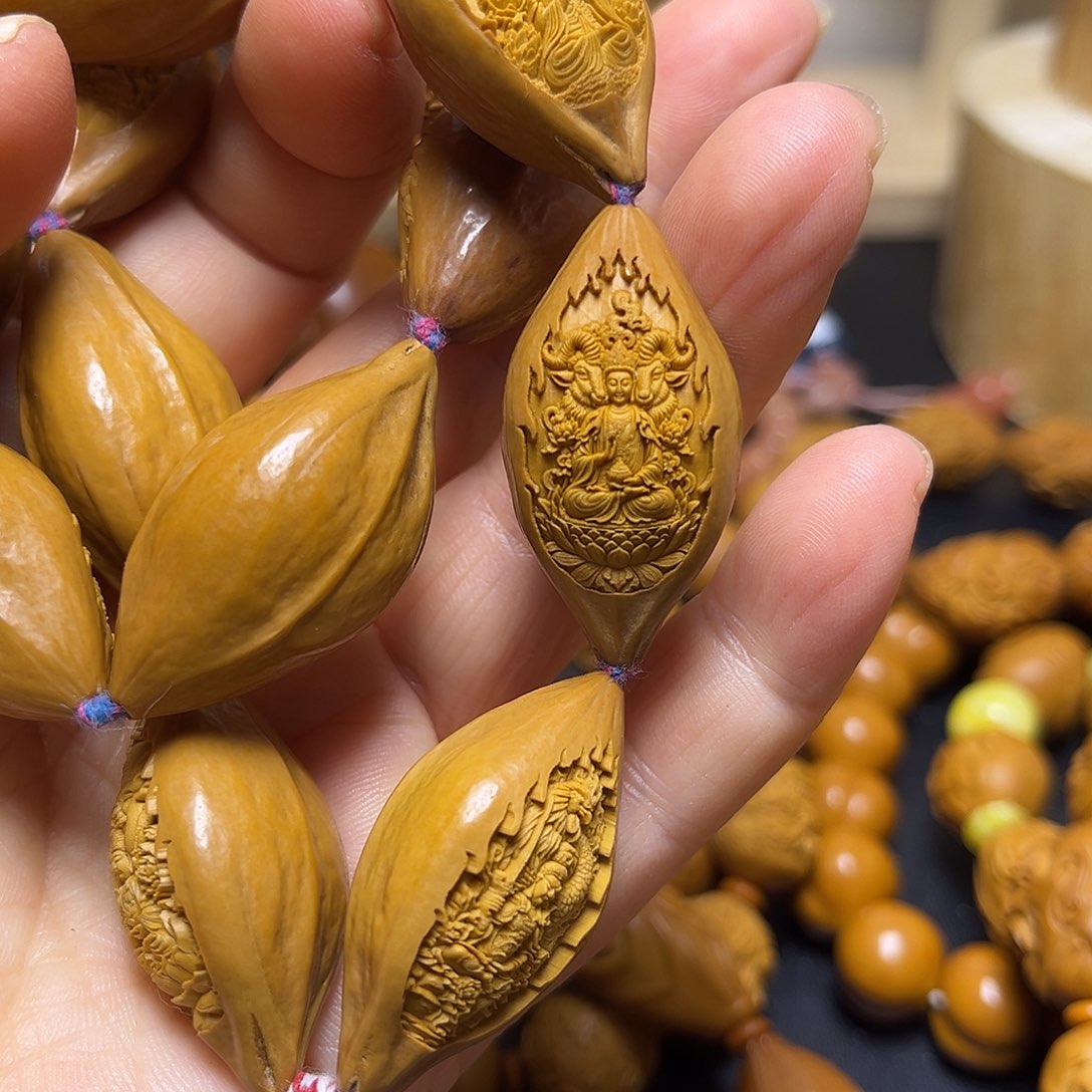 橄榄核吊坠，啊飞咯哦哦哦哦哦