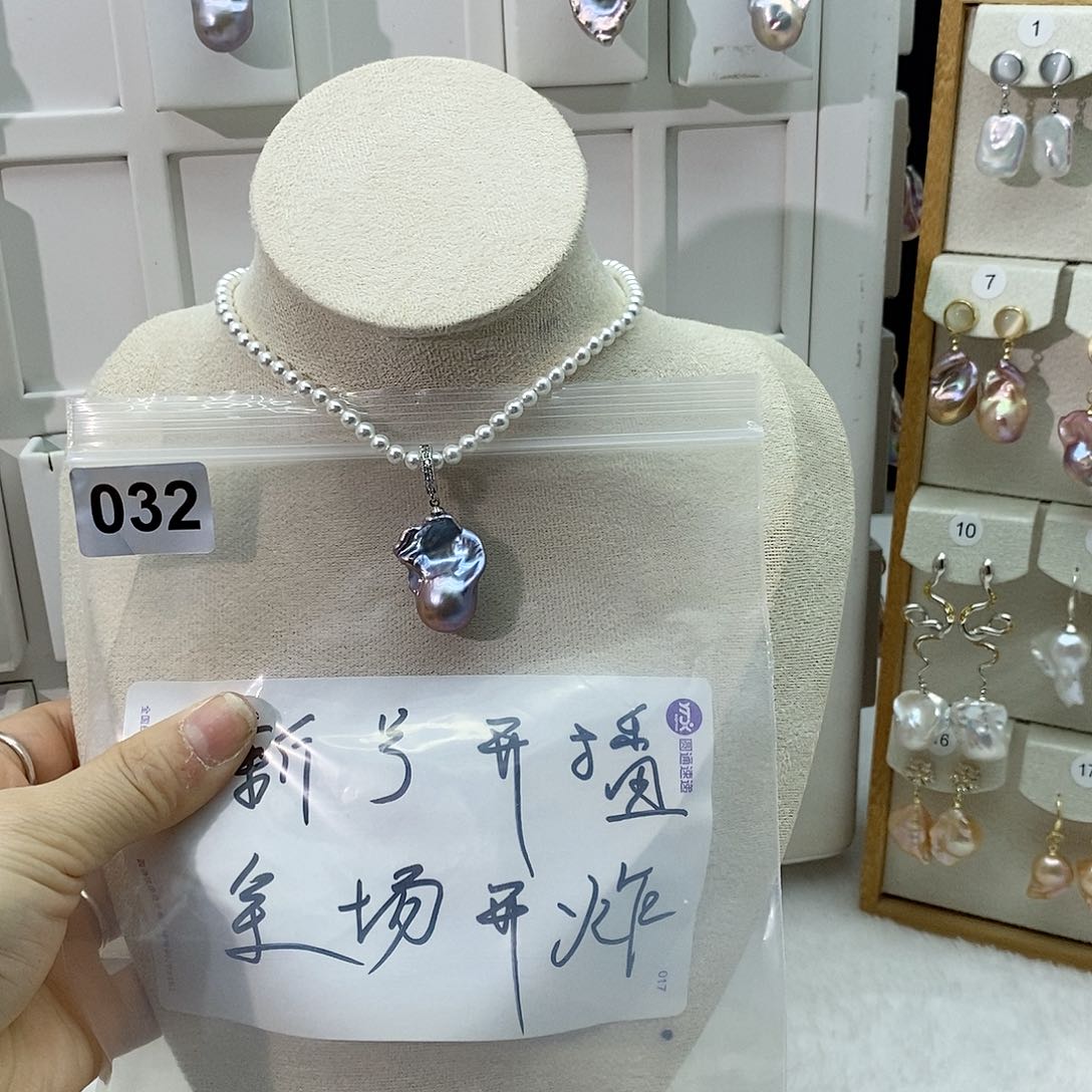 淡水珍珠颈饰合金