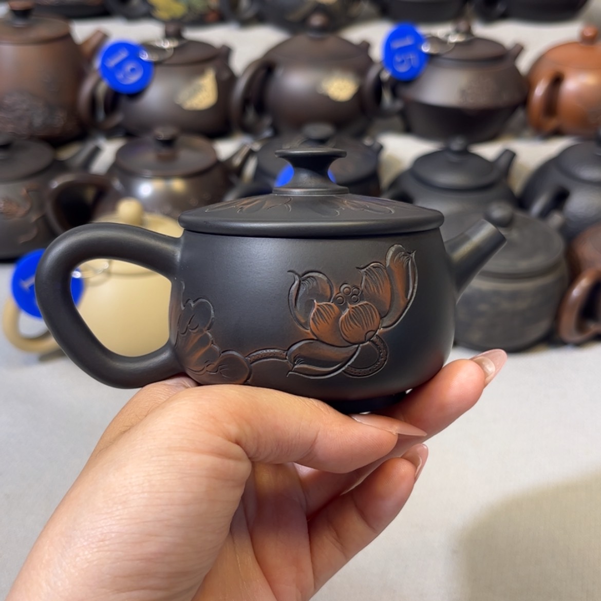 【闪购商品】红泥 微瑕 容量 120c c