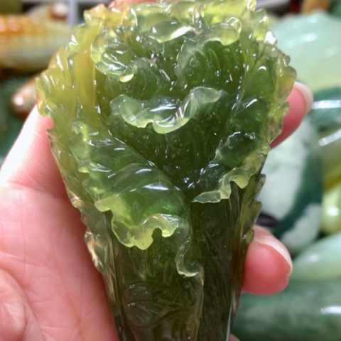 蛇纹石玉手把件未镶嵌