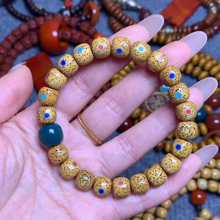 星月菩提吊坠菩提