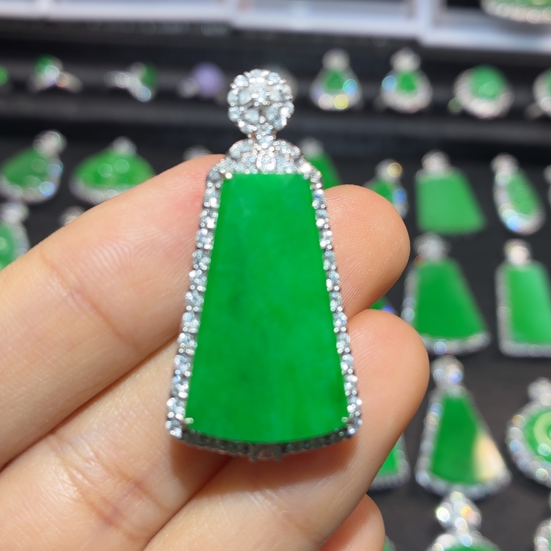 翡翠18K金镶嵌吊坠(不含链)翡翠