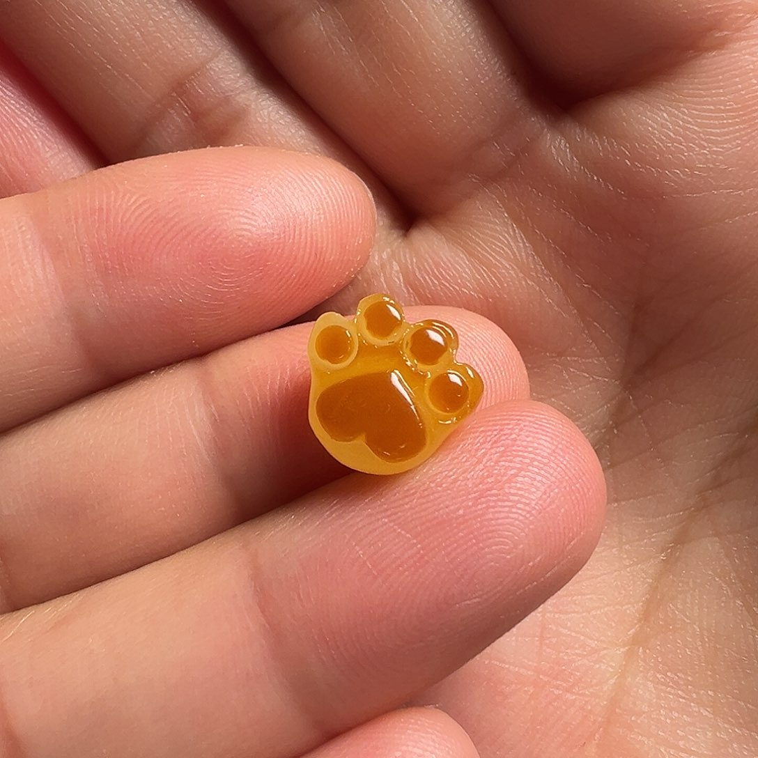 蜜蜡颈饰未镶嵌熊掌（打孔不退换）