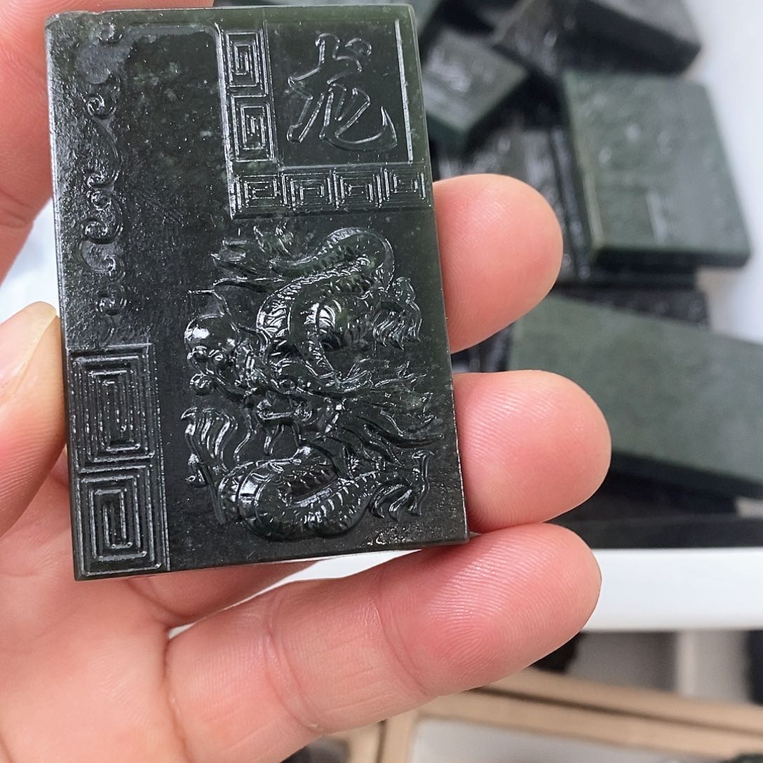和田玉吊坠(不含链)未镶嵌