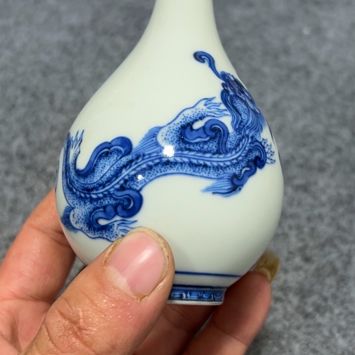 雷***行陶摆件景德镇陶瓷艺术品