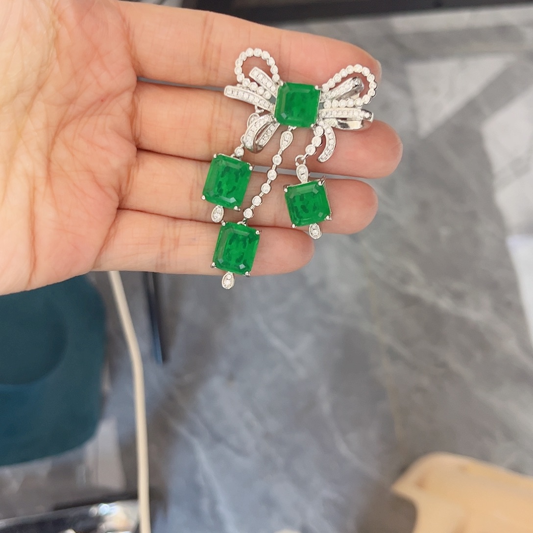 银S925镶嵌胸针祖母绿